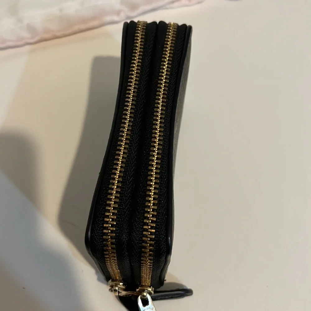 Coach wallet - Picture 2 of 6
